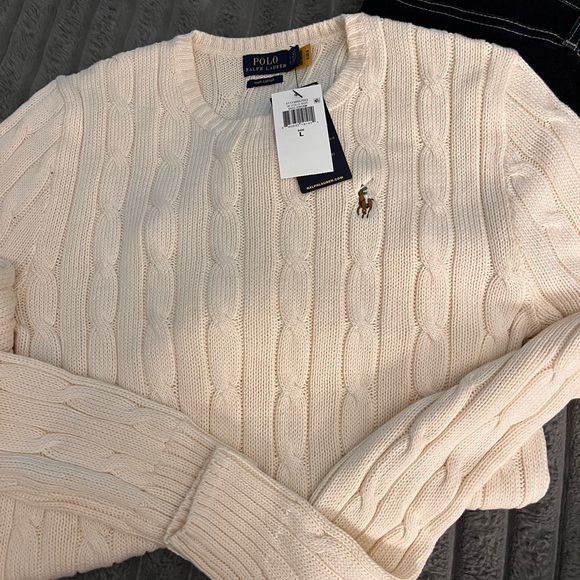 Ralph Lauren Sweaters - Ralph Lauren Cable knit sweater size Large.